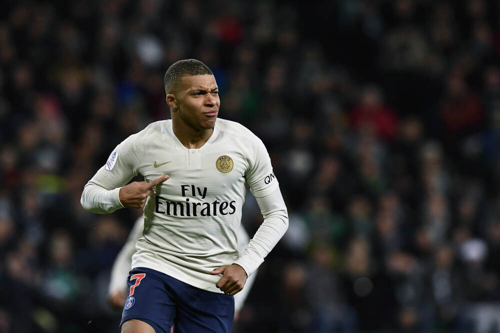 世界羽联总决赛：小组赛最后一日 国羽晋级仍多悬念